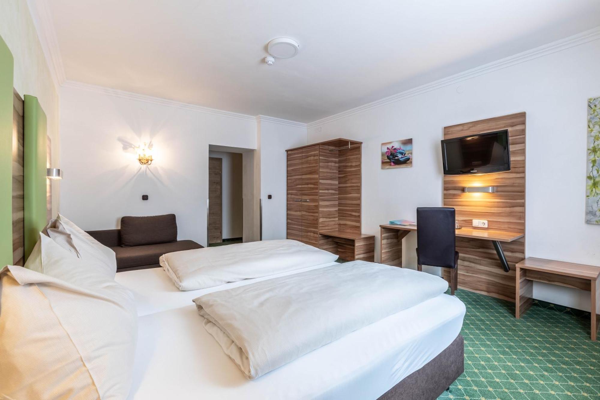 Hotel Post By Keyone 3*